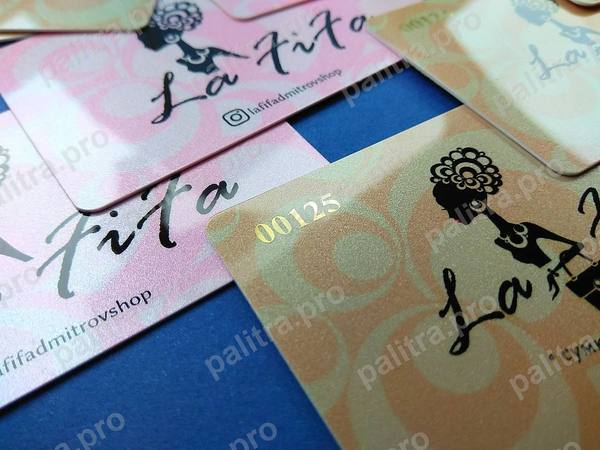 Пластиковые карты La Fita Пластиковые карты La Fita — работа «Палитры»